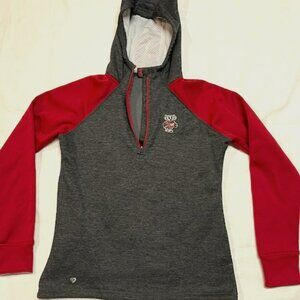 Wisconsin Badgers 1/4 zipped pull over fleece jacket by Colosseum. Size XL
